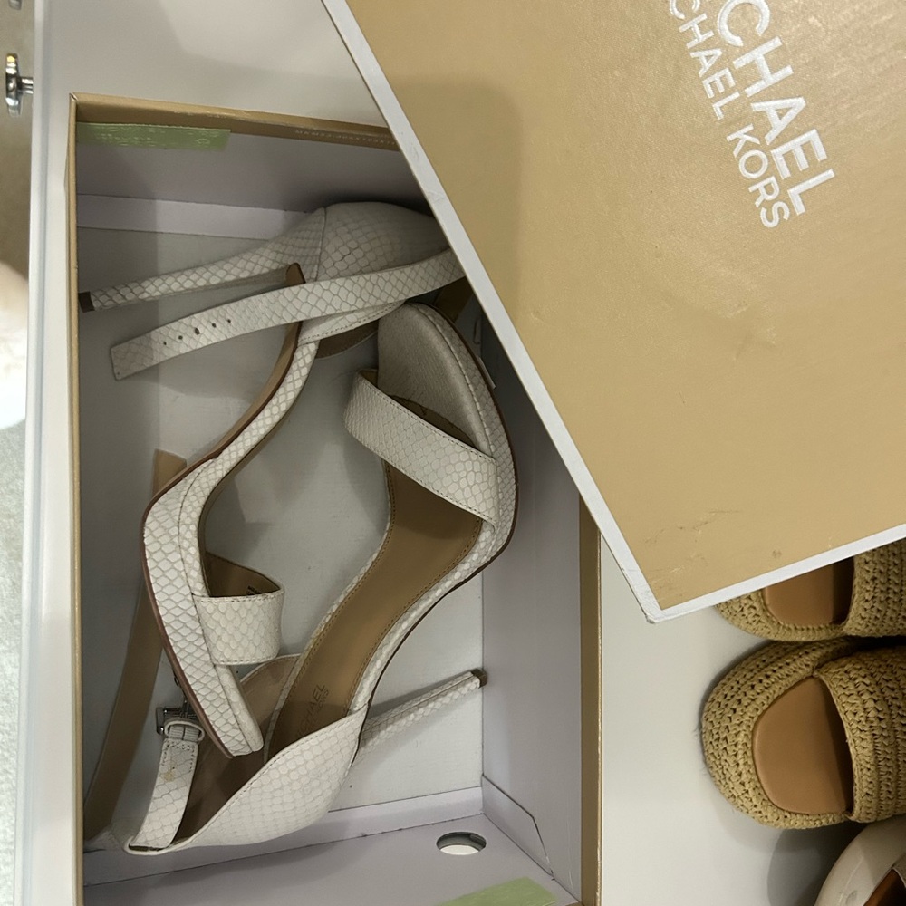 Michael Kors Textured White Heels - Picture 2 of 7